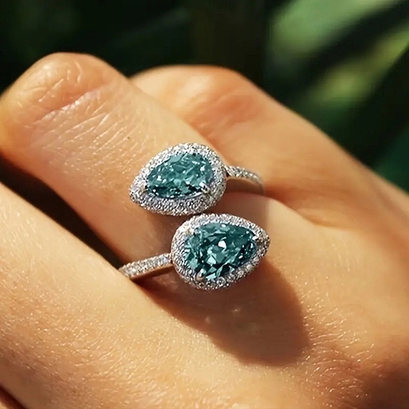 Teardrop Topaz Blue & Brilliant CZs Adjustable Ring - Picture 6 of 6